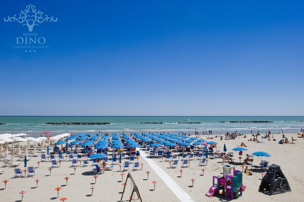 Hotel Dino Сан Бенедето дел Тронто Екстериор снимка